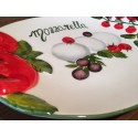 Ovale Platte mit Mozzarella