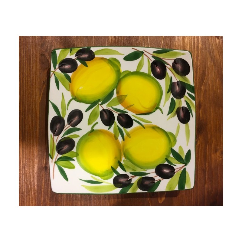Teller Nevi Zitrone und Oliven
